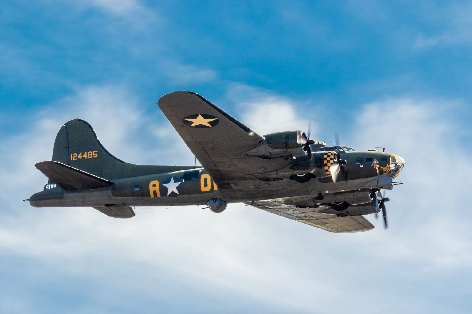 B17 сайт. B-17 G-60. Spitfire and b-17. B-17 all American. B-17 Flying Fortress (Video game).